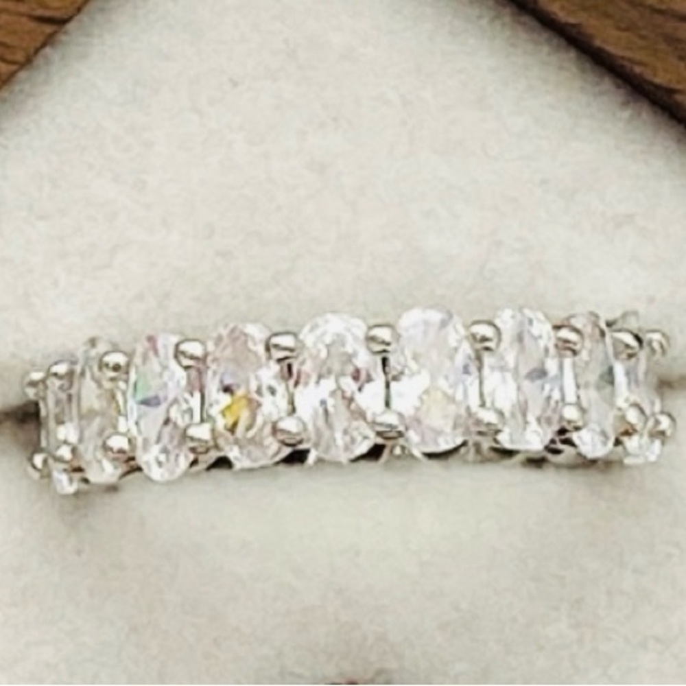 Sparkling Oval-Cut CZ Eternity Band Ring Size 7 •Silver Tone